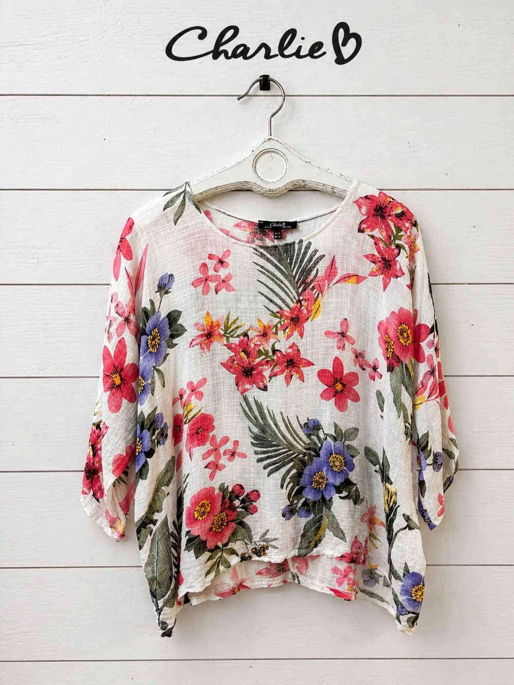 CHARLIE B White Floral Blouse Size M
